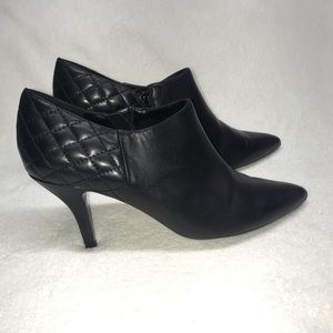 Vaneli shoe booties